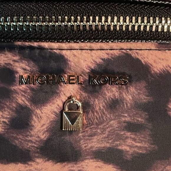 Michael Kors Leopard Print Belt Bag - Picture 2 of 7